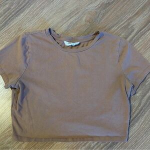 Double Zero Cropped Tee in Chocolate Brown